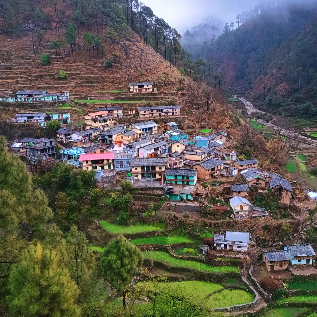 Khatora Village near the Madmaheshwar trekking route