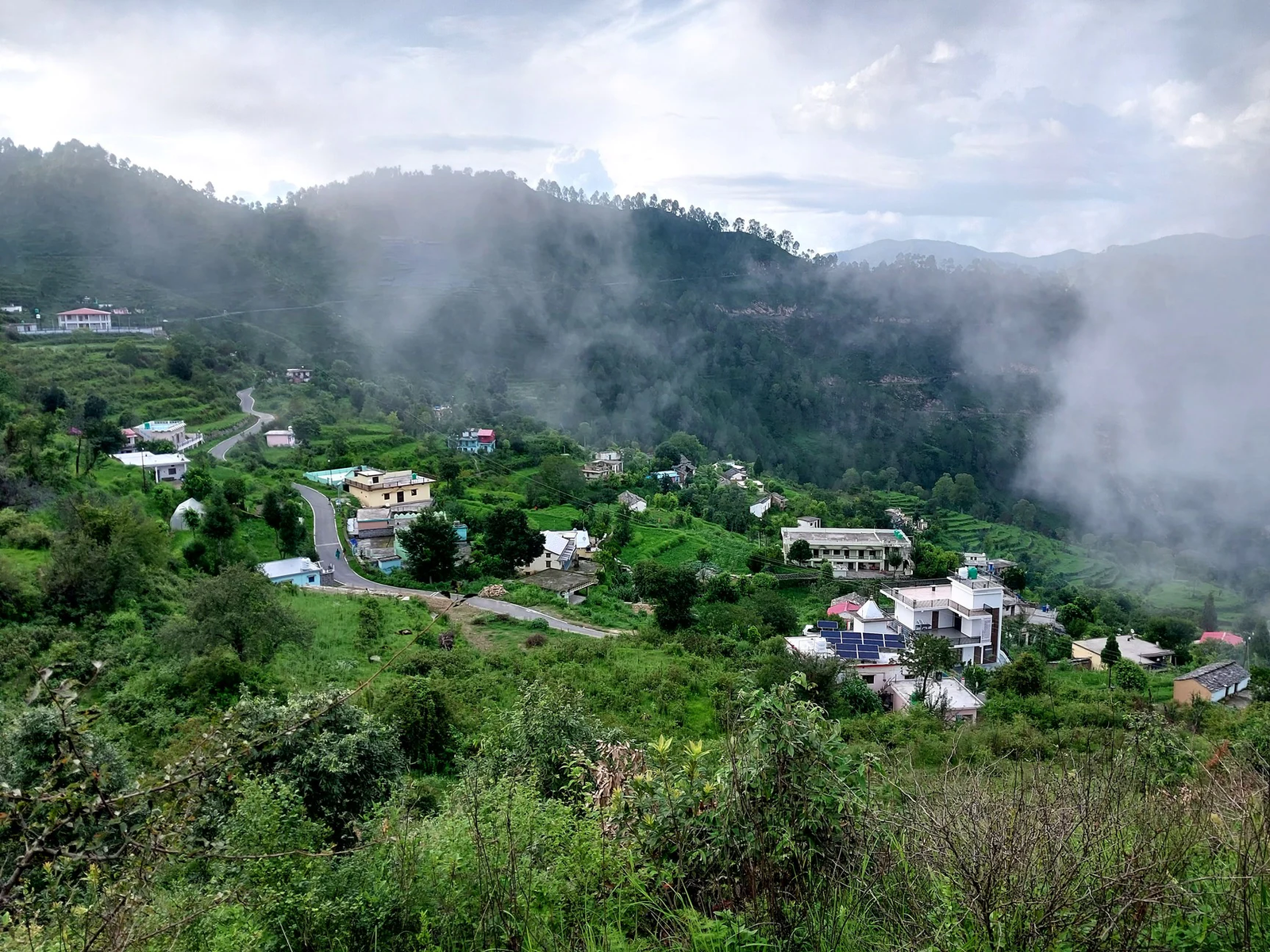 Green Himalayan mountain landscape around Ransi Village